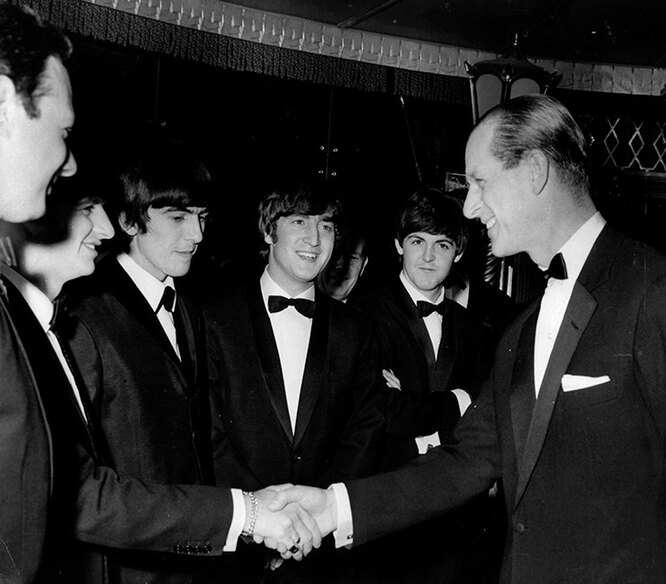 Принц Филипп и The Beatles, 1964 