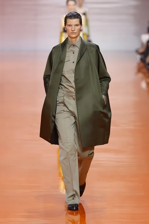 Prada весна-лето 2026