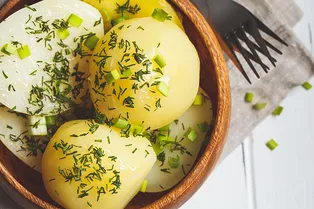 Почему полезнее есть холодный картофель