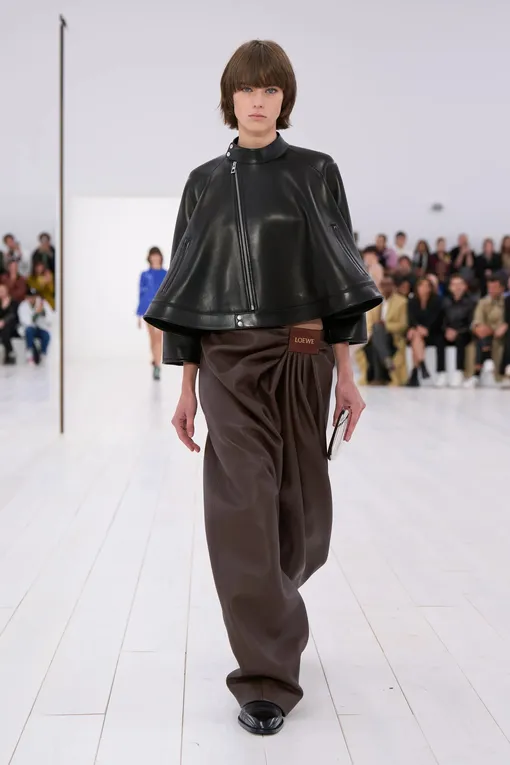 Loewe весна-лето 2025