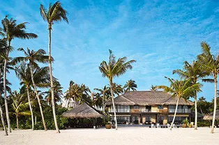 Медитация в гроте, водная прогулка на Карибах и еще 7 способов запомнить это лето навсегда