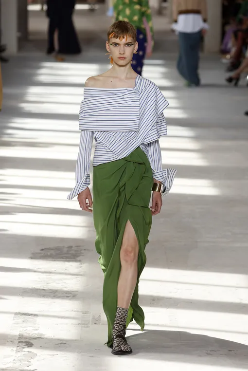 Dries Van Noten весна-лето 2024 Dries Van Noten весна-лето 2024