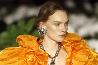 Что подарить себе на Новый год: 7 главных модных желаний 2026