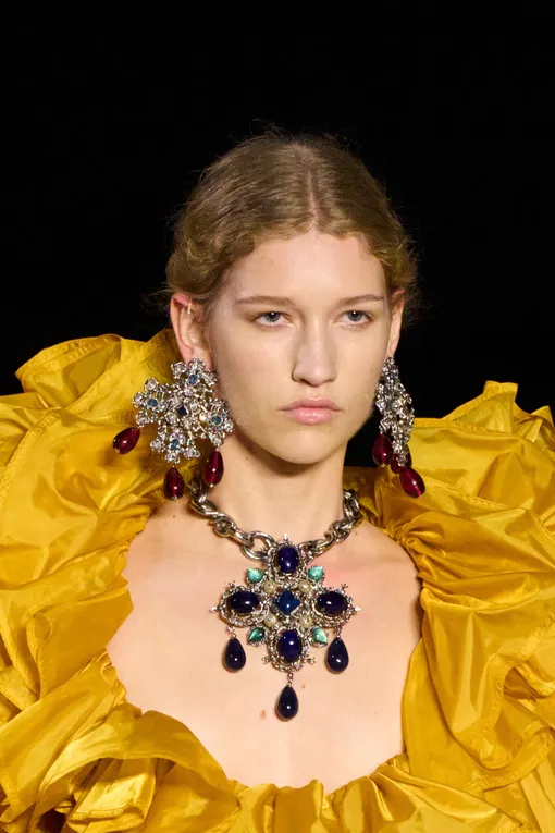 Saint Laurent весна-лето 2026