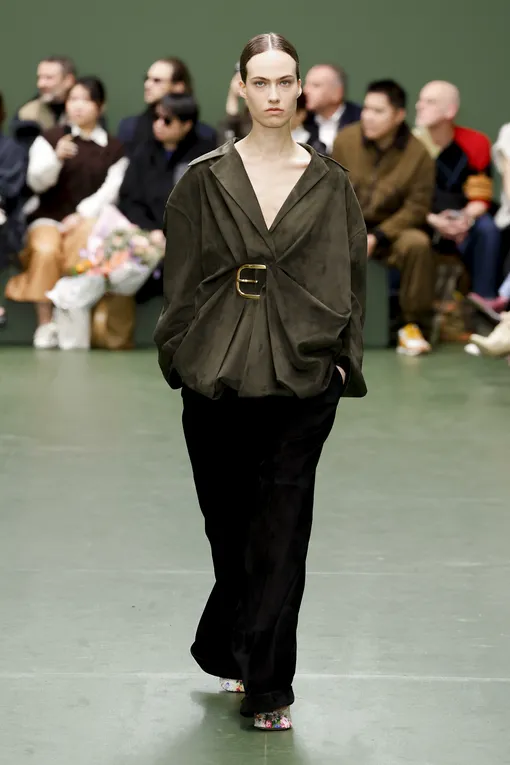 Loewe осень-зима 2024/25 Loewe осень-зима 2024/25