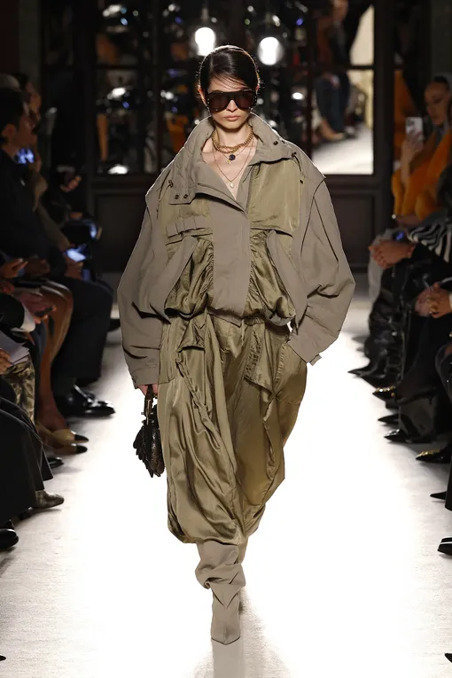 Balmain весна-лето 2026