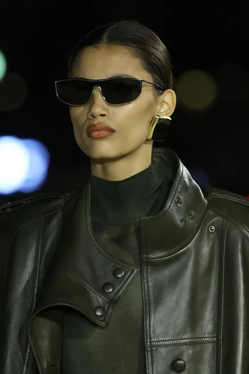 Saint Laurent весна-лето 2023 Saint Laurent весна-лето 2023