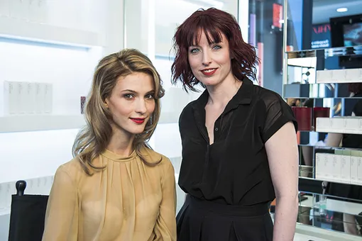 Мастер-класс: макияж для торжественных выходов Мастер-класс: макияж для торжественных выходов