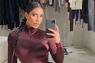 «Читос», овсянка и веганские сосиски: Ким Кардашьян рассказала о своем рационе