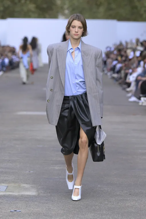 Stella McCartney весна-лето 2025
