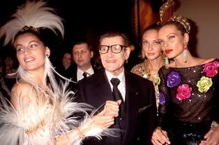 5 фильмов о жизни Ива Сен-Лорана, которые нужно увидеть