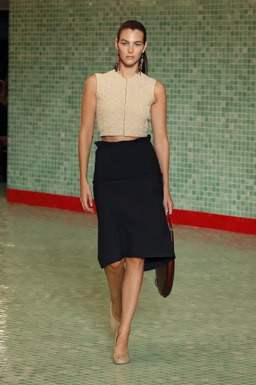 Tory Burch весна-лето 2025 Tory Burch весна-лето 2025