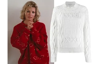 В этом сентябре носим объемные свитеры, как у Ким Бейсингер в фильме «9 1/2 недель»