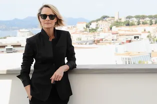 14 безупречных образов современной женщины от Робин Райт