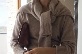 Этот базовый свитер подходит ко всему и идет всем