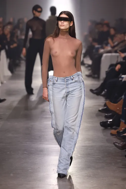 MM6 Maison Margiela осень-зима 2025/2026 MM6 Maison Margiela осень-зима 2025/2026