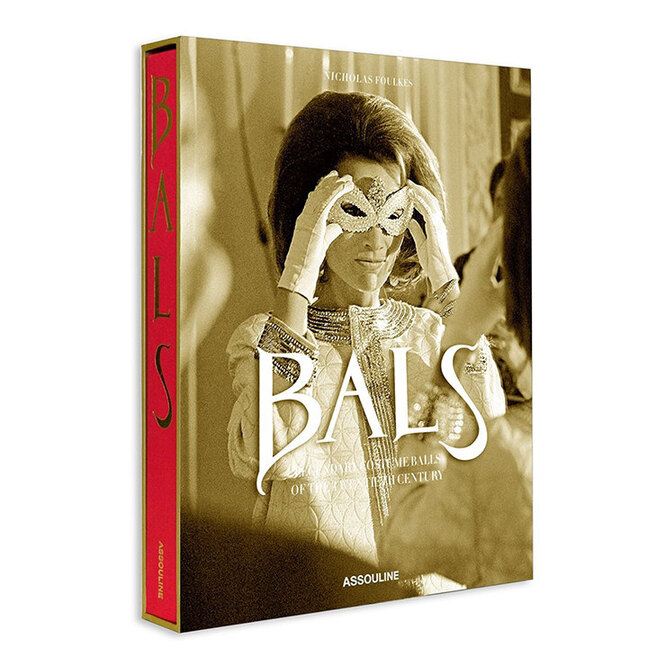 Bals: Legendary Costume Balls of the Twentieth Century, 13 454 руб.