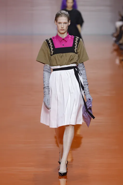 Prada весна-лето 2026