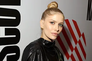 Елена Перминова, Вера Брежнева и Карин Ройтфельд на открытии проекта MODE:MOSCOW в Париже