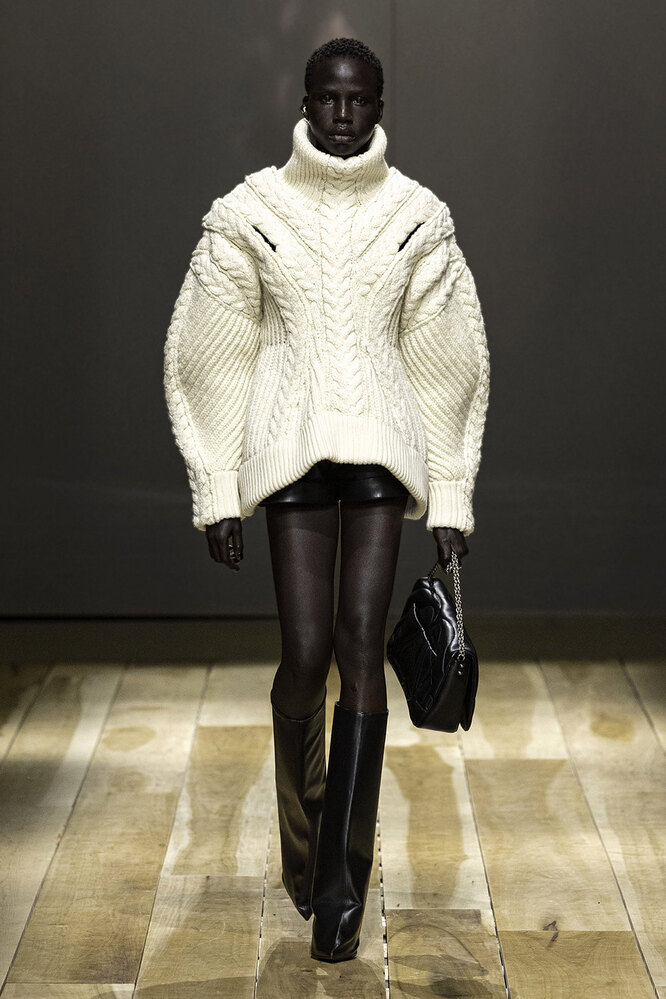 Alexander McQueen осень-зима 2023/24 Alexander McQueen осень-зима 2023/24