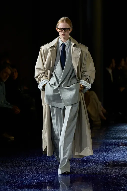 Saint Laurent весна-лето 2025