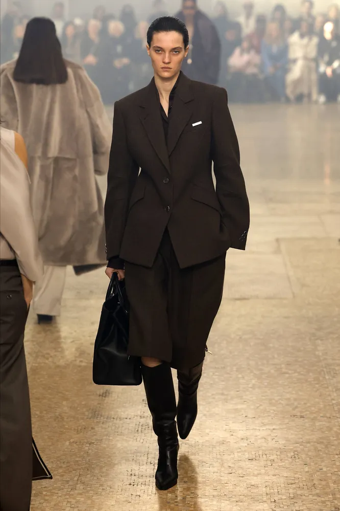 Helmut Lang осень-зима 2024/2025 Helmut Lang осень-зима 2024/2025