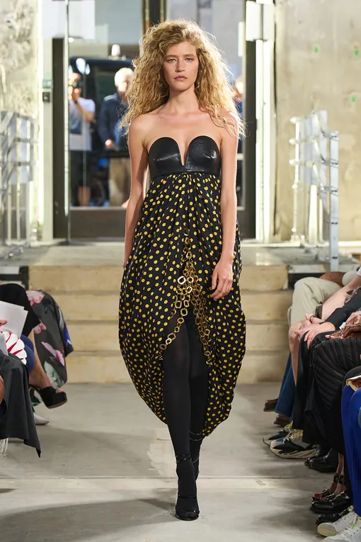 Alaïa весна-лето 2023 Alaïa весна-лето 2023