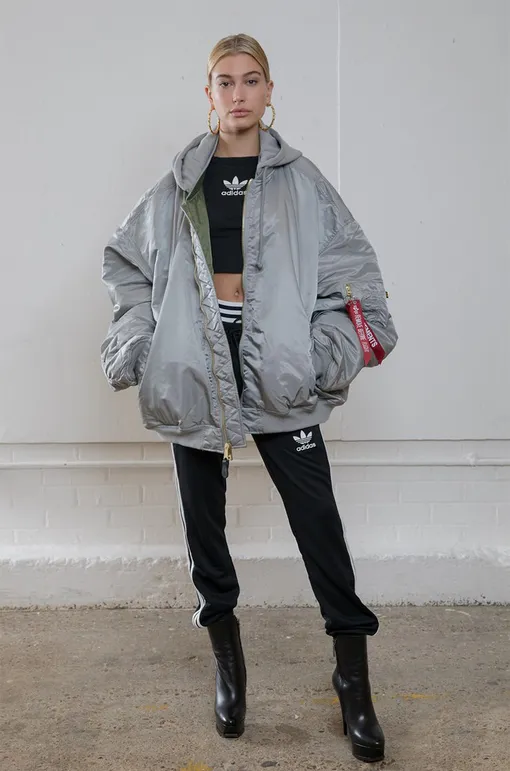 Хейли Болдуин