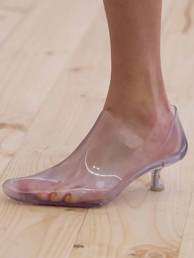 Loewe весна-лето 2026