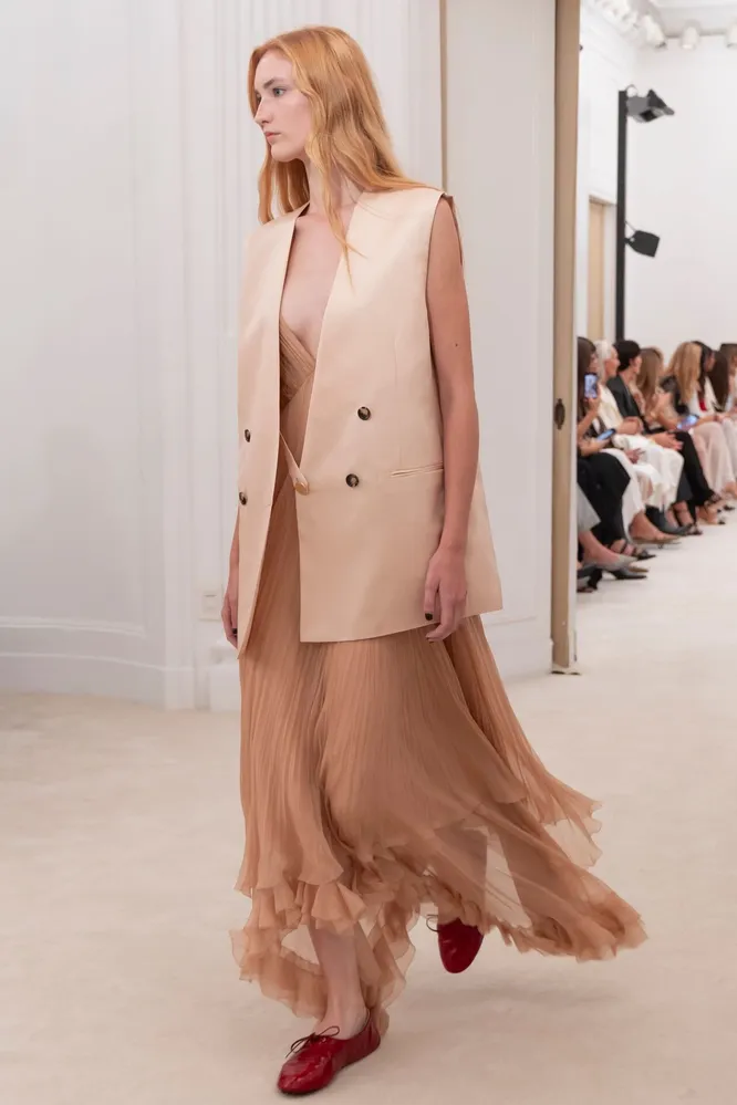 Alberta Ferretti весна-лето 2026 Alberta Ferretti весна-лето 2026