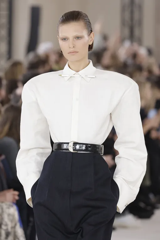 Schiaparelli Haute Couture весна-лето 2024 Schiaparelli Haute Couture весна-лето 2024