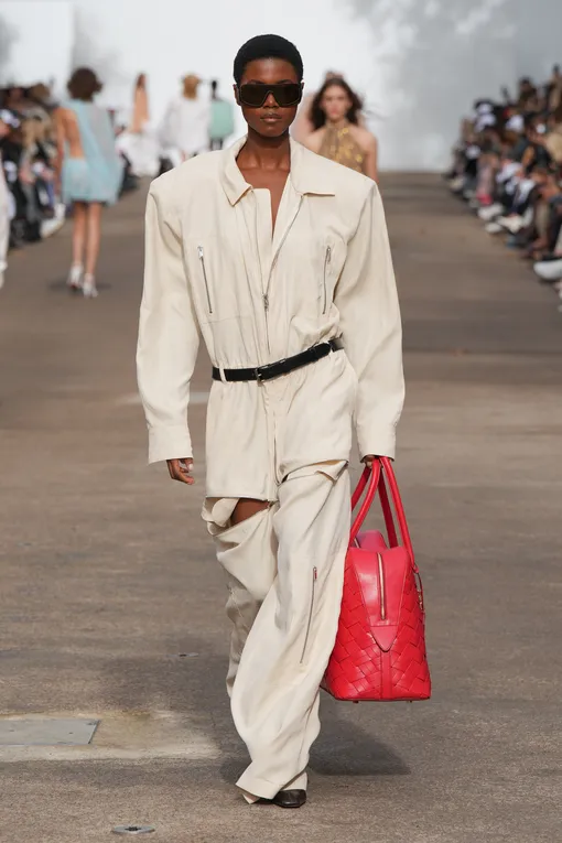 Stella Mccartney весна-лето 2025