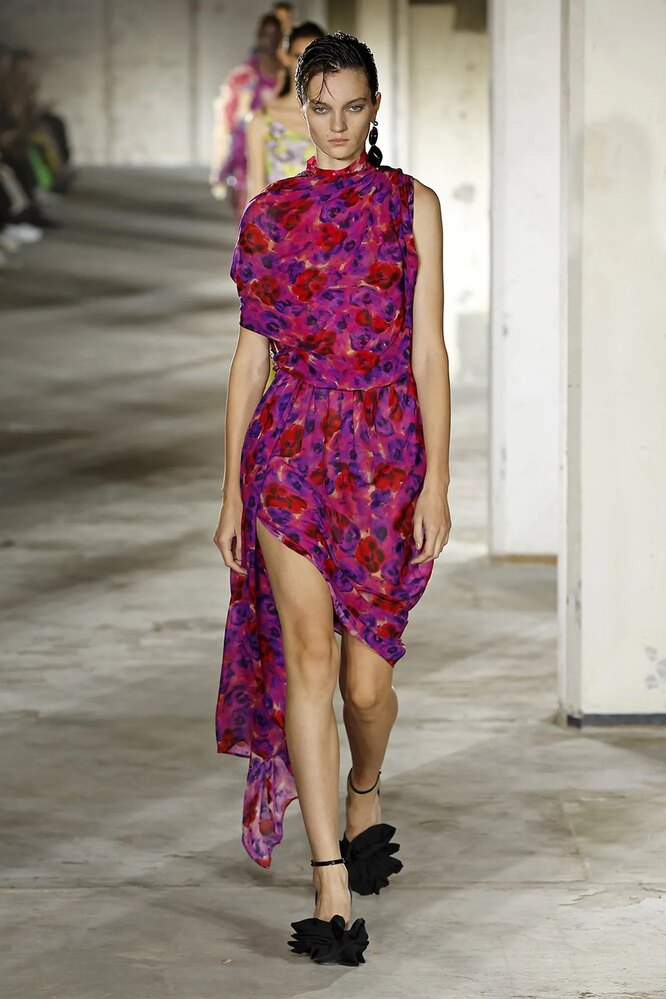 Dries Van Noten весна-лето 2023 Dries Van Noten весна-лето 2023