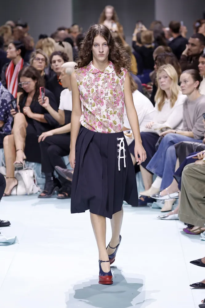 Prada весна-лето 2025 Prada весна-лето 2025