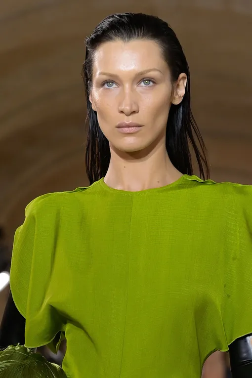 Victoria Beckham весна-лето 2023 Victoria Beckham весна-лето 2023