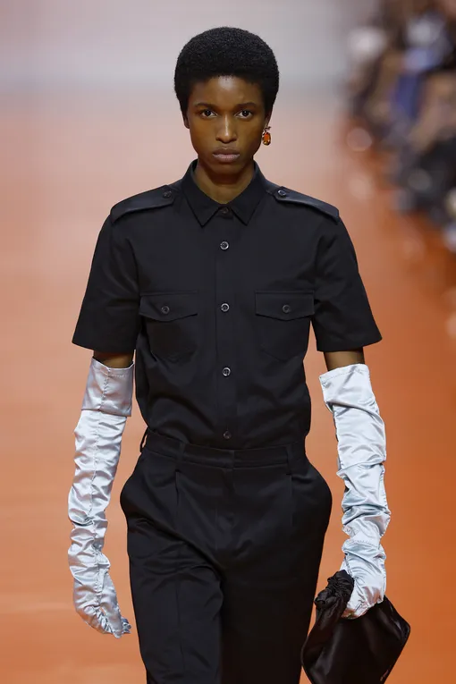 Prada весна-лето 2026