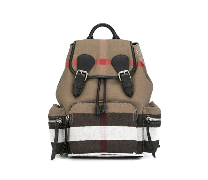 BURBERRY, 51 056 руб.