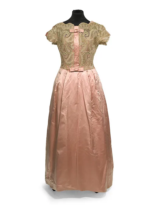 Платье от Виктора Стибеля, созданное примерно в 1961 году.