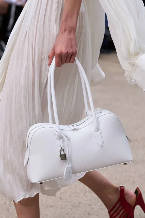 Stella McCartney весна-лето 2025