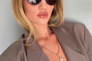 11 лучших бальзамов, которые спасут губы от морозов