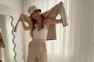 Узел на шнурке — к удаче? Самые популярные приметы про одежду