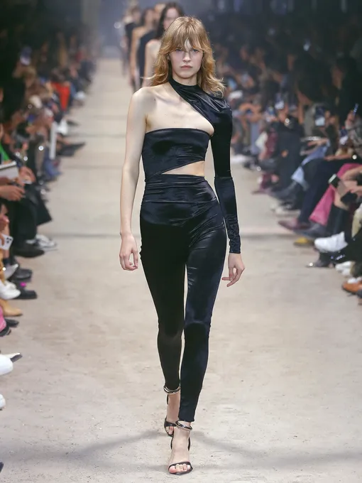 Isabel Marant весна-лето 2024 Isabel Marant весна-лето 2024