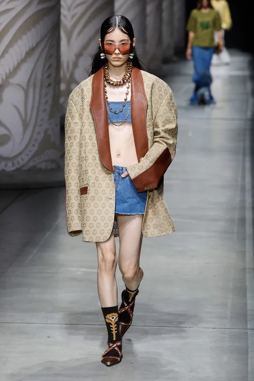 Etro весна-лето 2024 Etro весна-лето 2024