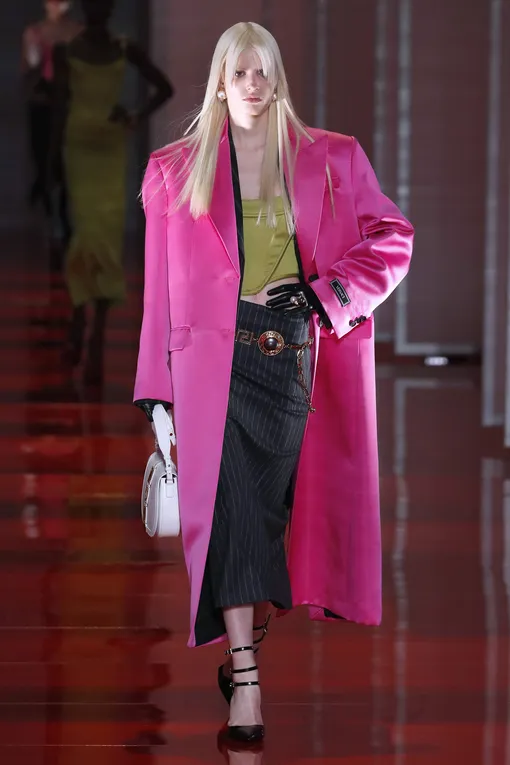 Versace осень-зима 2022/23 Versace осень-зима 2022/23