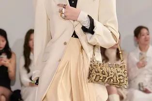 Эта модная сумка — лучшая альтернатива базе Эта модная сумка — лучшая альтернатива базе