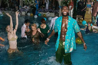 Как в последний раз: грандиозная вечеринка у бассейна в новой кампании Gucci Cruise