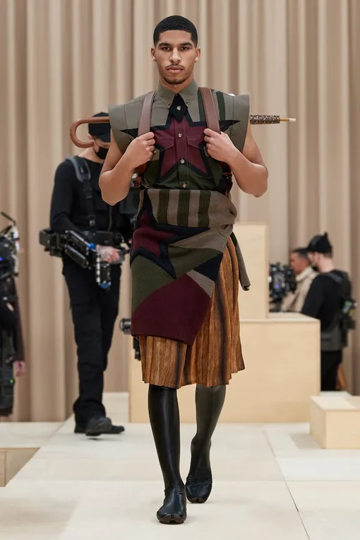 Burberry осень-зима 2021 Burberry осень-зима 2021