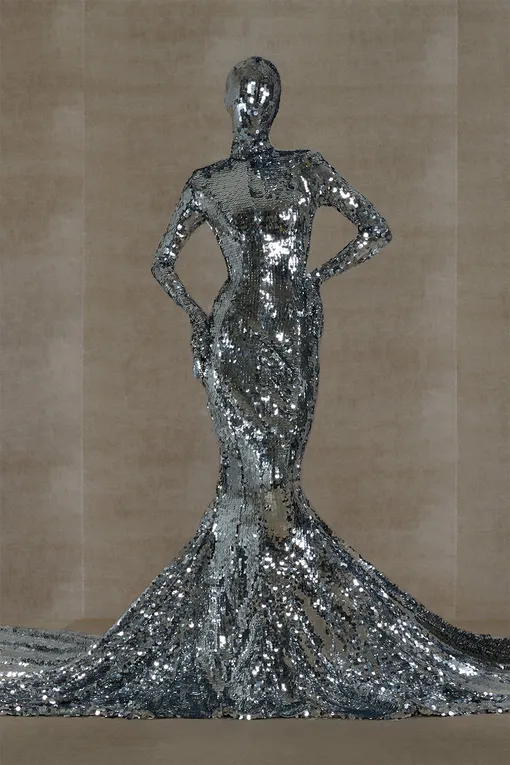 Vetements весна 2024 Vetements весна 2024