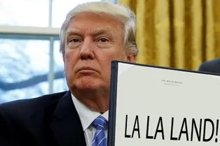 Главное о церемонии вручения премии «Оскар-2017» в мемах и твитах Главное о церемонии вручения премии «Оскар-2017» в мемах и твитах