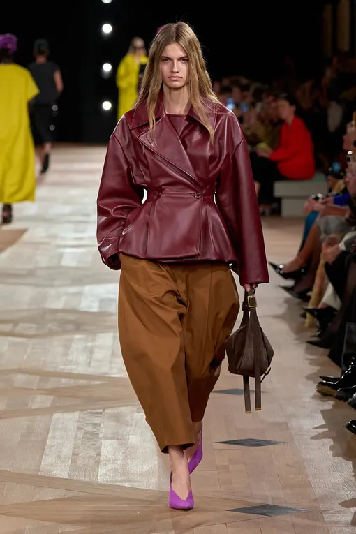 Balenciaga весна-лето 2026